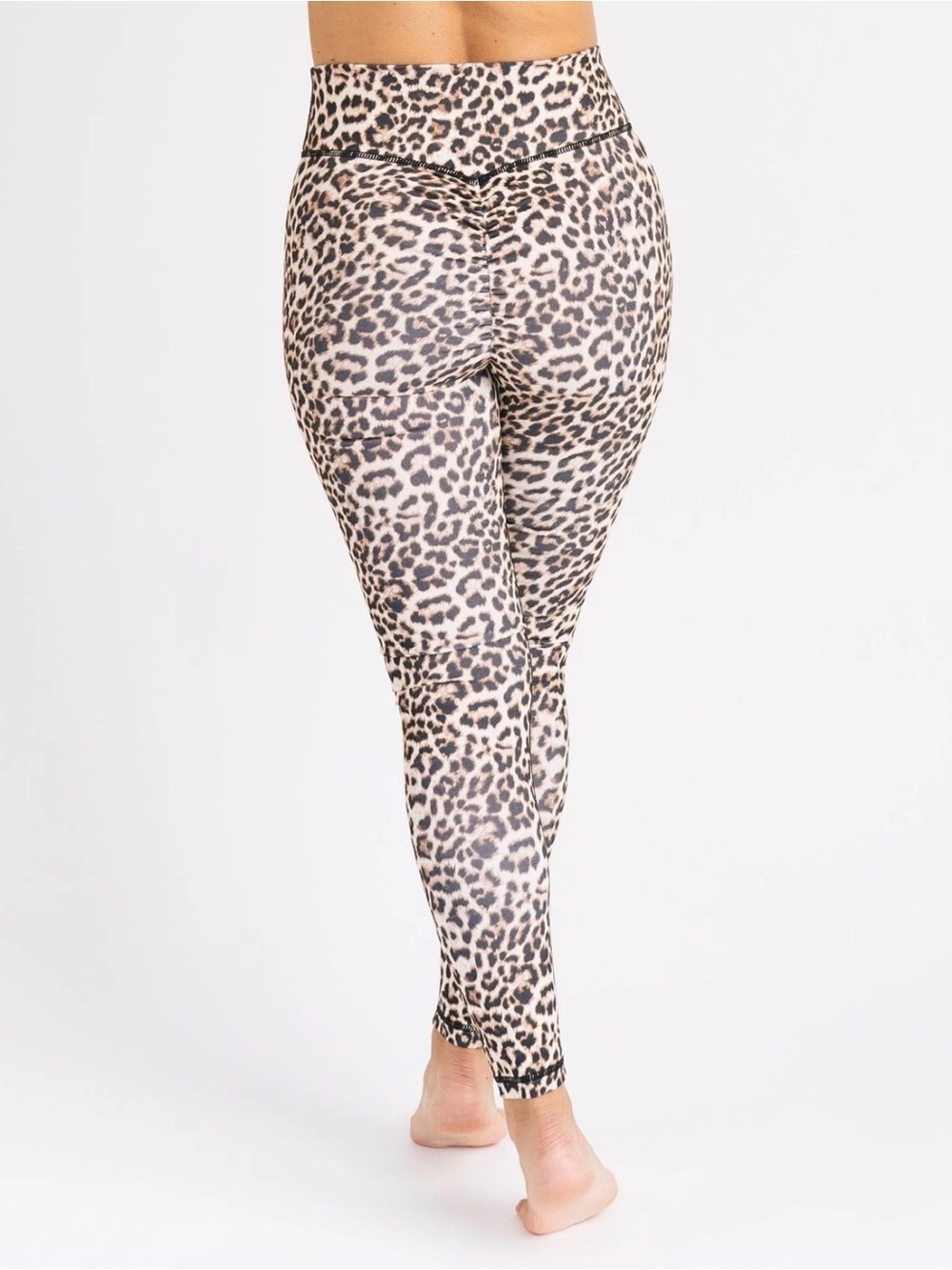 ZYIA Leopard Scrunchy What Hi-Rise 7/8 24” Sz 6-8 Ruching Black Tan Activewear